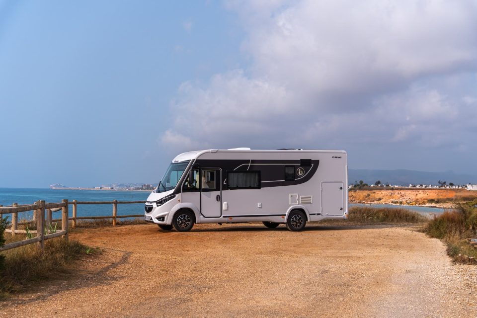 BENIMAR AMPHITRYON 940 2024 AT kemperio nuoma nuotrauka 3