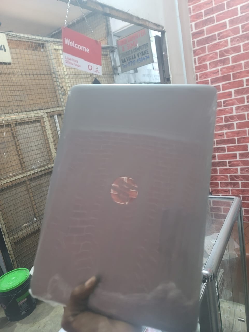Hp elitebook 840 g3 view 3