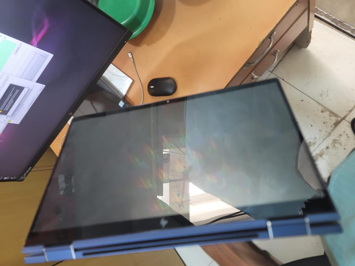 Hp elitebook dragon fly view 3