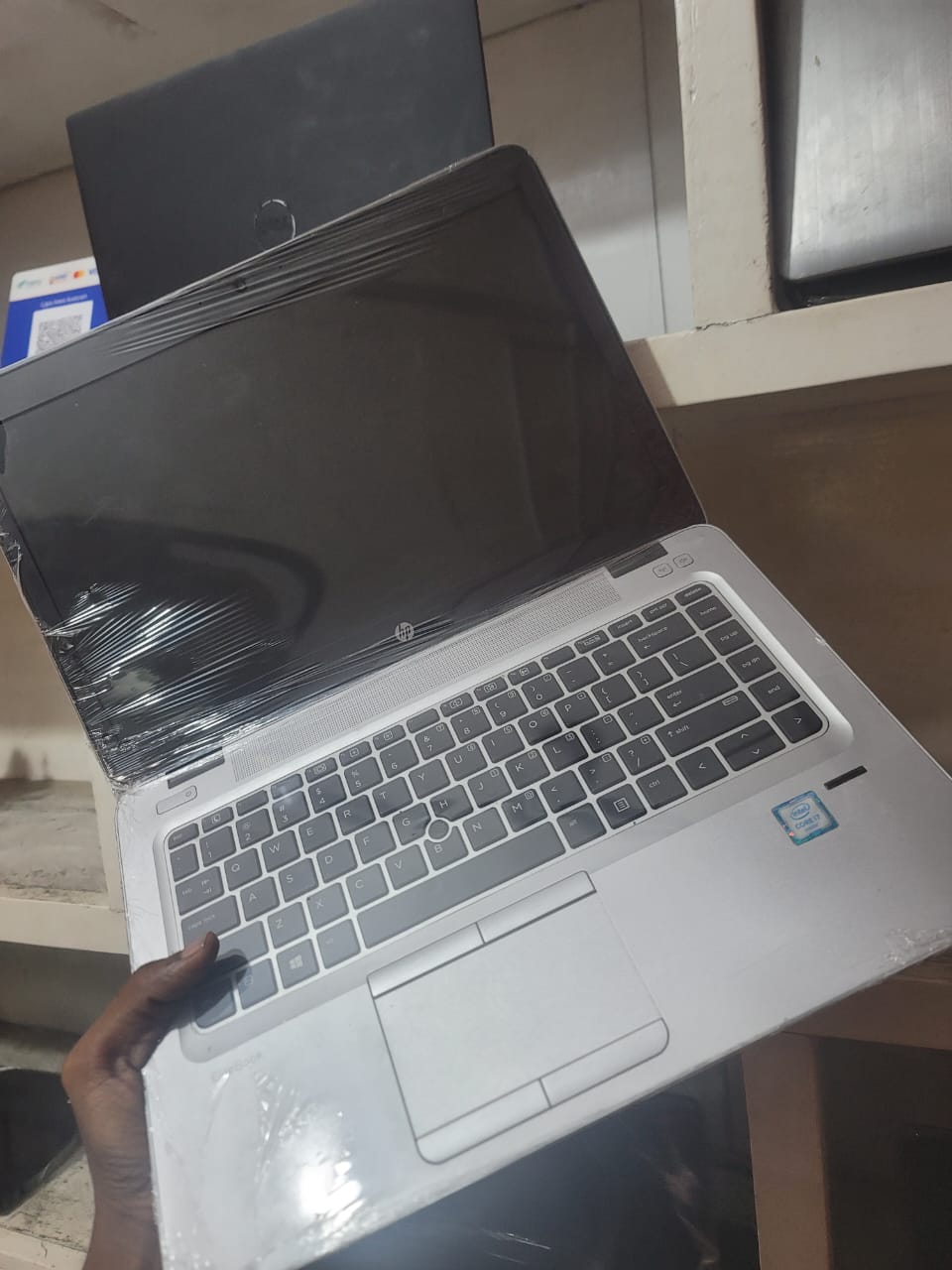Hp elitebook 840 g3 view 5
