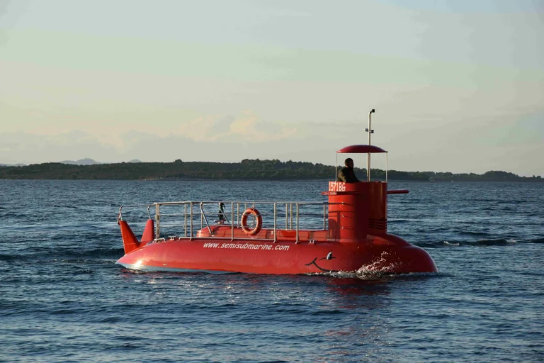Semi Submarine