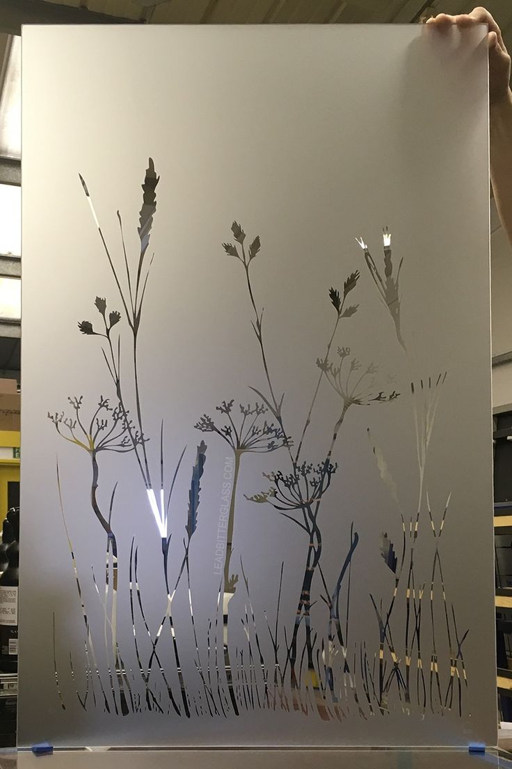 شیشه سندبلاست با طراحی