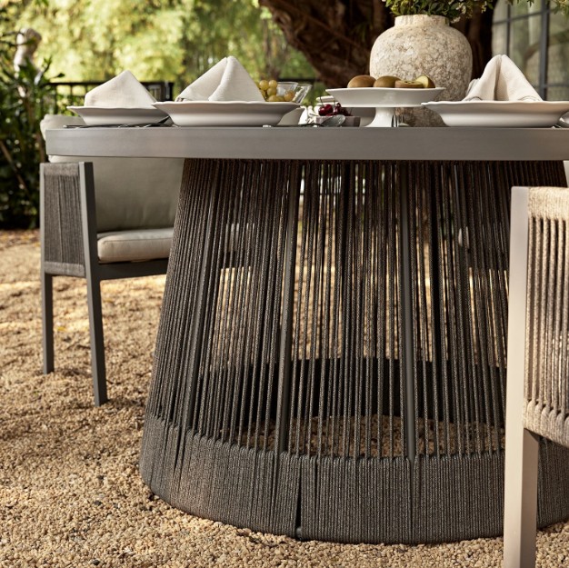 Pedra Rope and Aluminium Outdoor 6-Seater Round Dining Set view 2