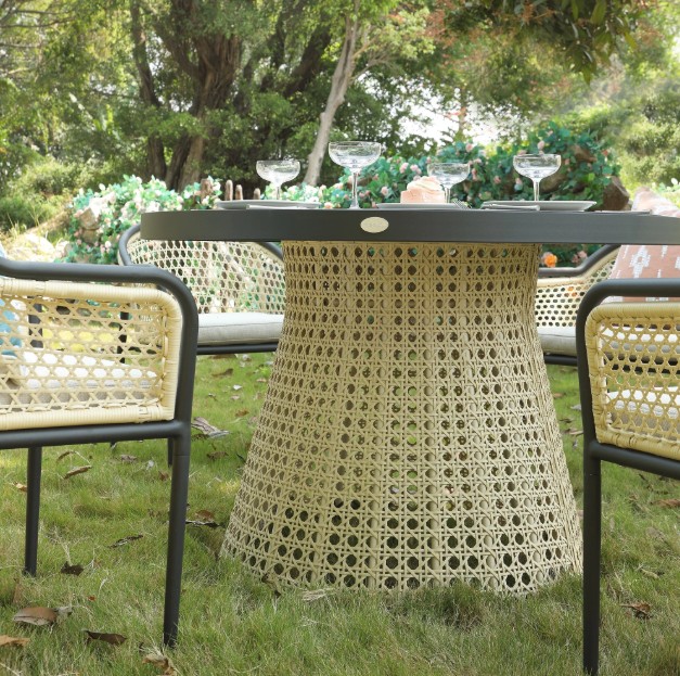 Pienza Outdoor Rattan 4-Seater Round Dining Set, Oatmeal Fabric with Black Frame view 4
