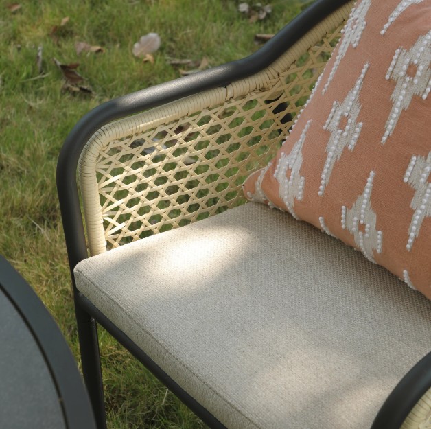 Pienza Outdoor Rattan 4-Seater Round Dining Set, Oatmeal Fabric with Black Frame view 9
