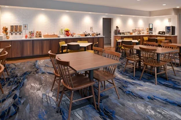 Fairfield by Marriott Inn & Suites Arlington Near Six Flags 3