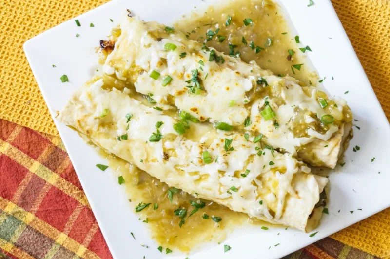 SPINACH AND CHICKEN ENCHILADAS