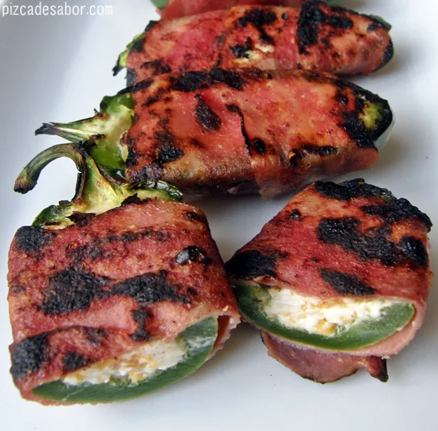 JALAPEÑOS CON QUESO