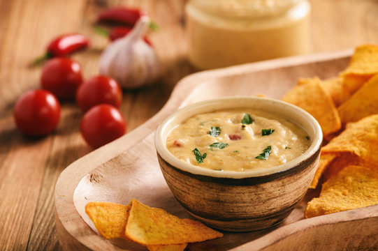 CHEESE DIP
