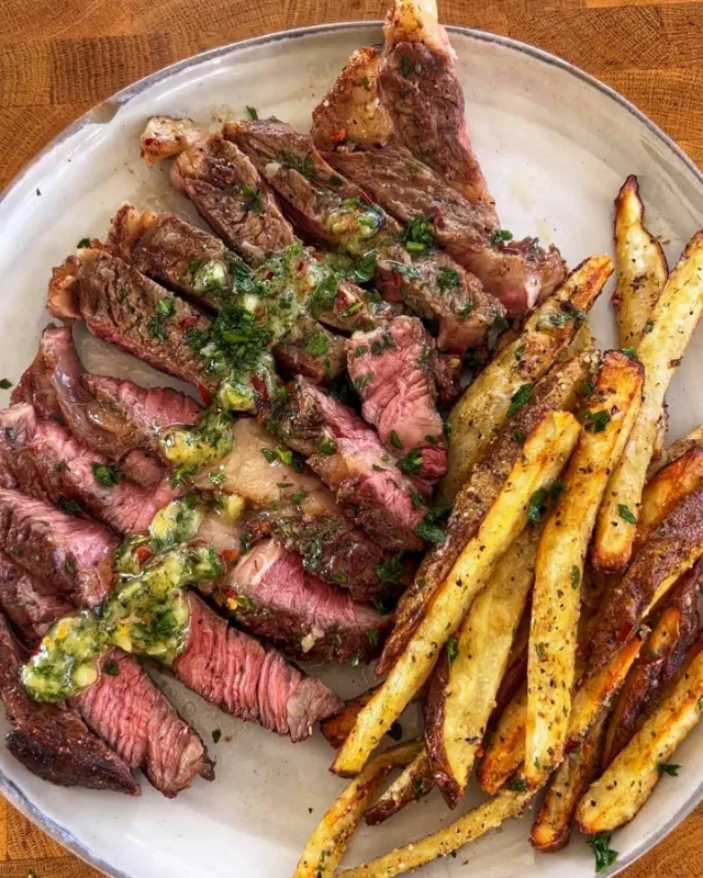 STEAK & FRIES