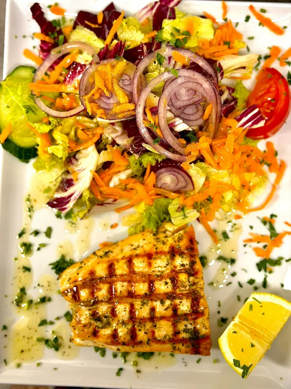 27 · Lachs Salat