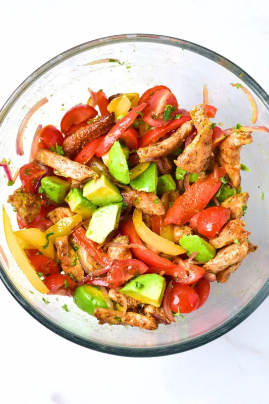 CHICKEN FAJITA SALAD