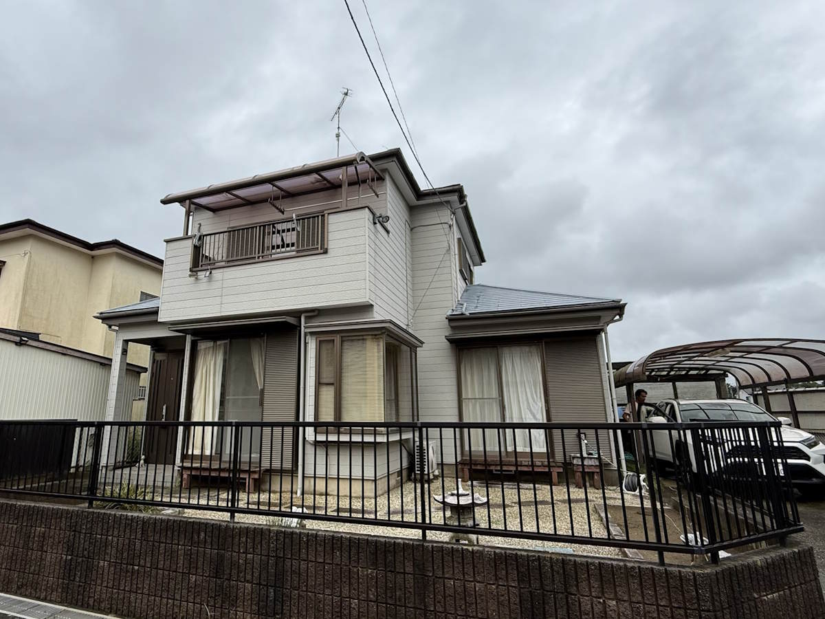 Article illustration for Nine Minutes From Narita: A Chiba Home With Two Ways to Buy