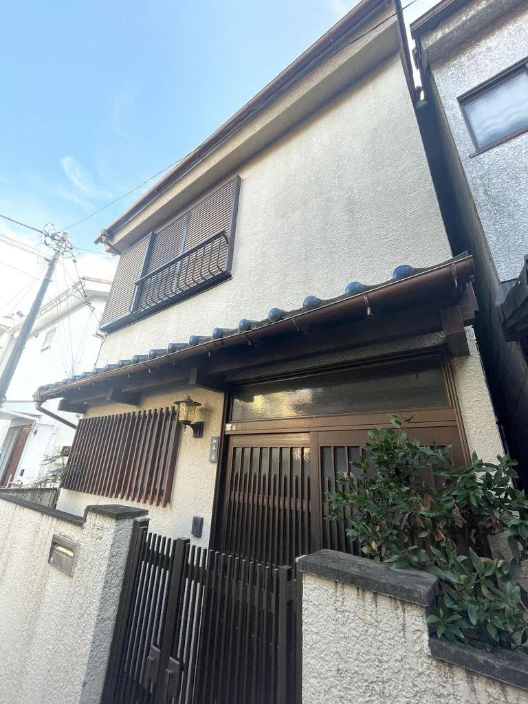 Article - This Tokyo House Was $70K… and Not a Total Wreck 😮