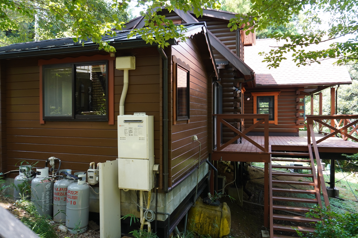 Article - Ichinomiya: Dual Homes & Cabin Retreat
