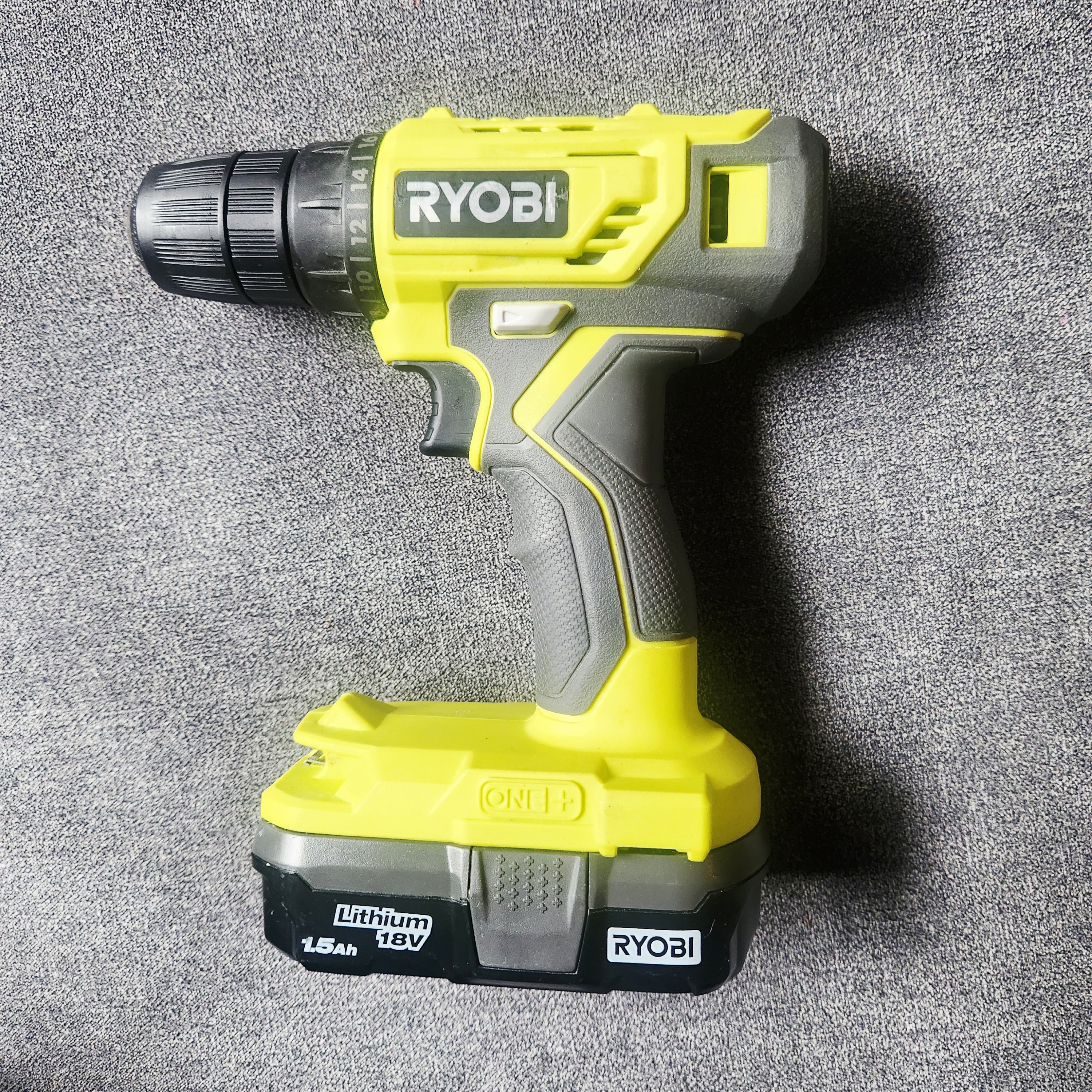 FREE 18V 3/8" Drill/Driver Kit