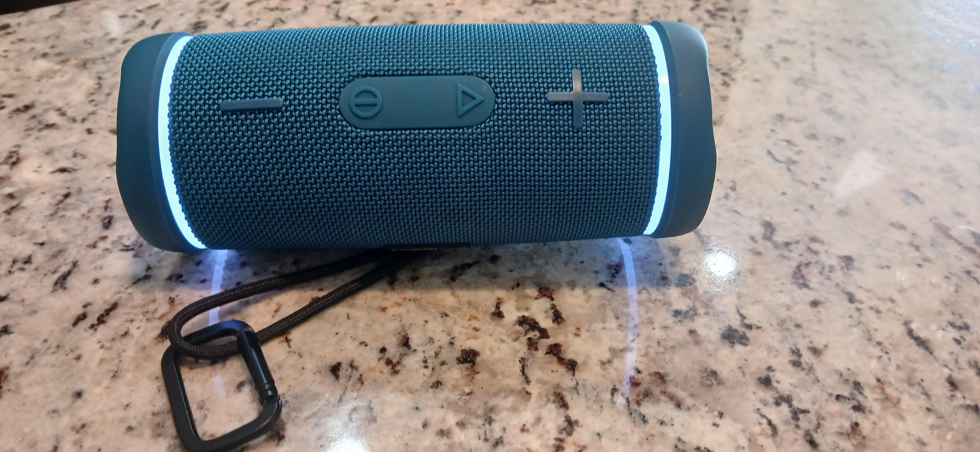 Portable Bluetooth Speaker ,Like New / Excellent Condition