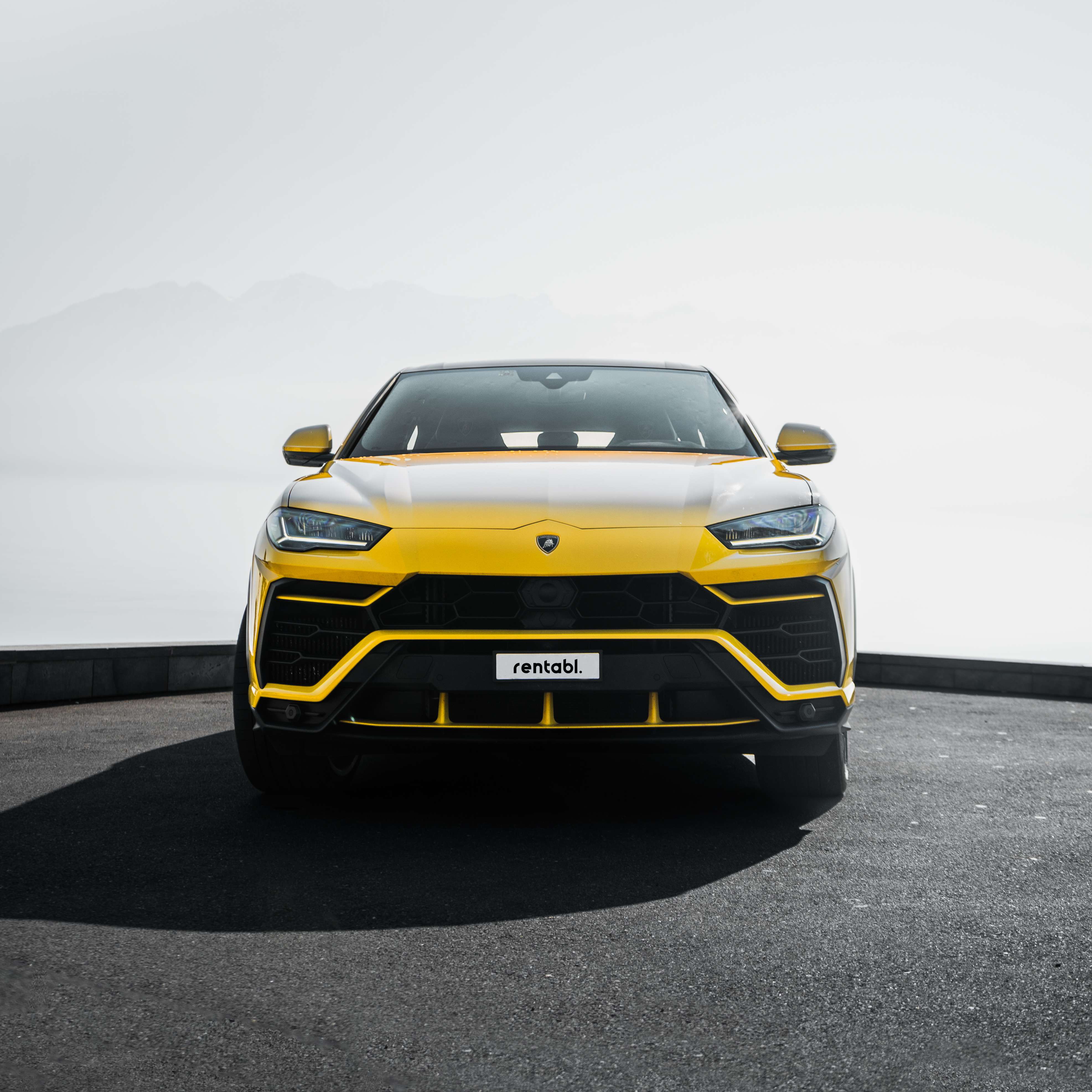 Lamborghini Urus jaune — Rentabl 1