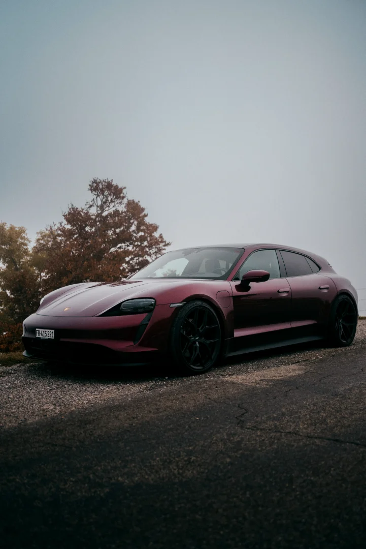 Porsche Taycan — Photo 2