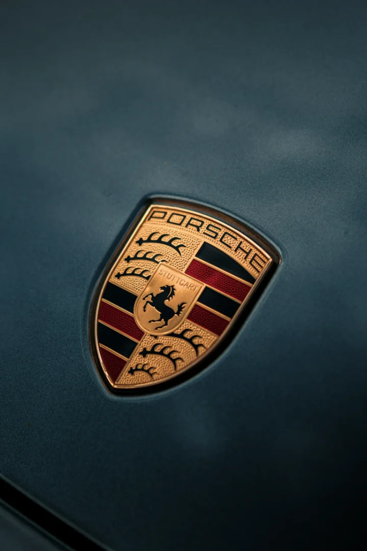 Porsche Cayenne — Photo 9
