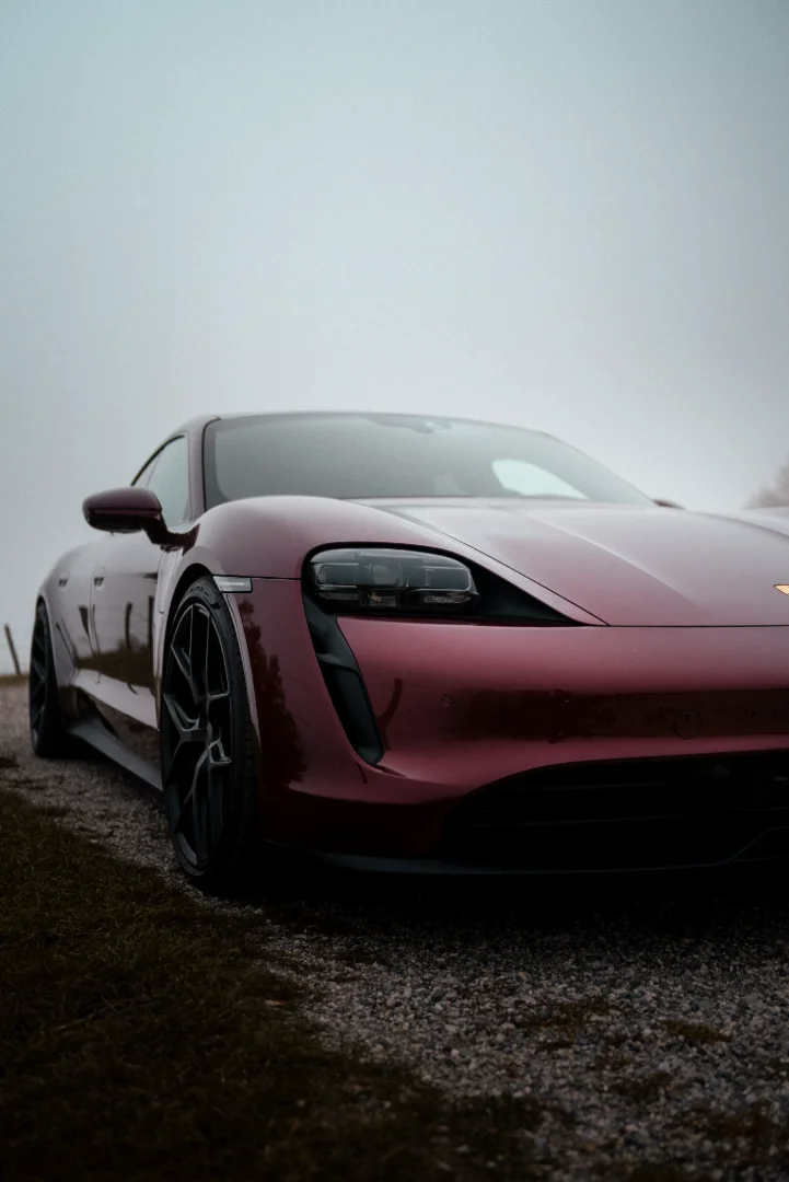 Porsche Taycan — Photo 8