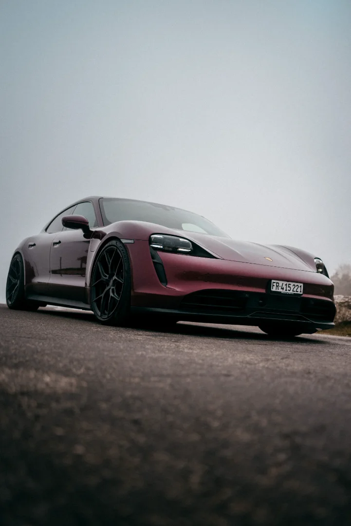 Porsche Taycan — Photo 3