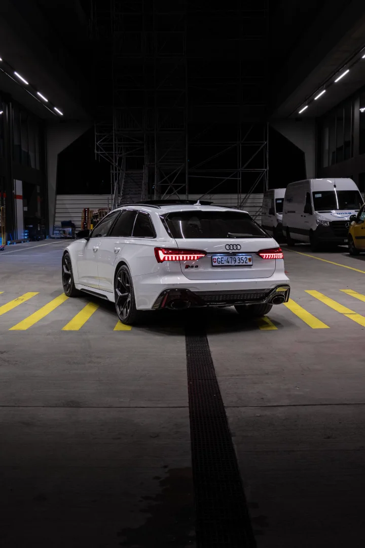 Audi RS6 — Rentabl 6