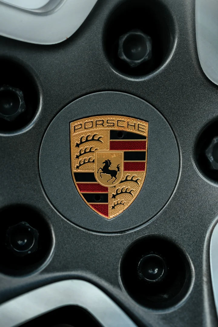 Porsche Cayenne — Photo 6