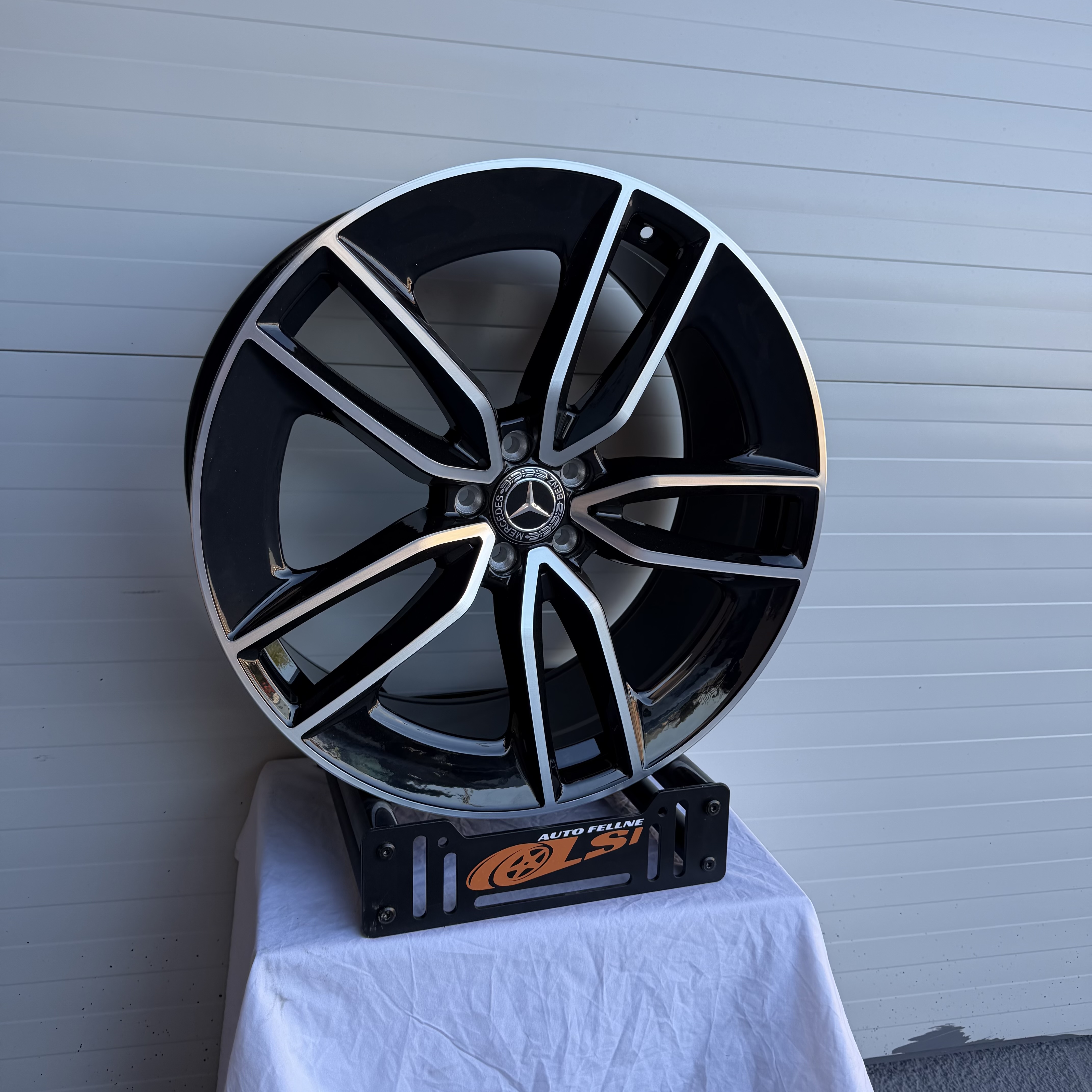 FELLNE 22 GLE 