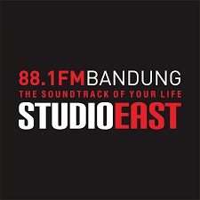 Logo undefined