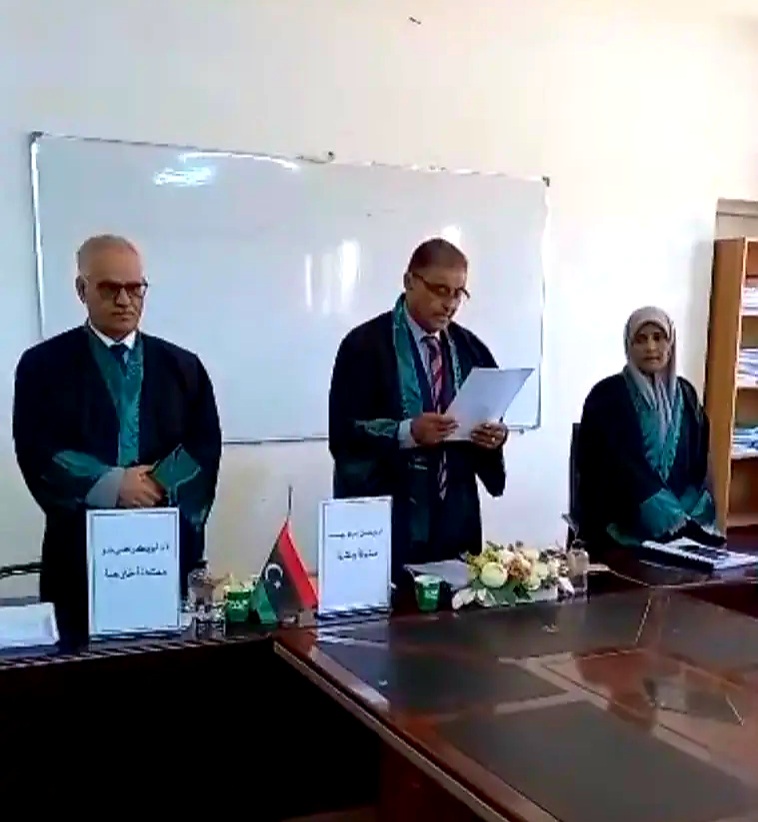 مناقشة رسالة ماجستير بقسم الخدمة الاجتماعية بكلية الآداب – جامعة الزيتونة.