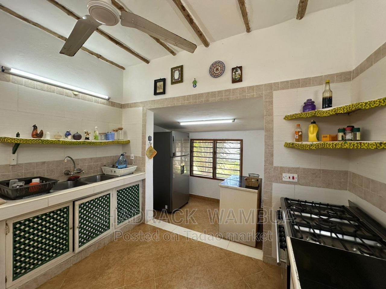 Luxurious 3-bedroom villa 3