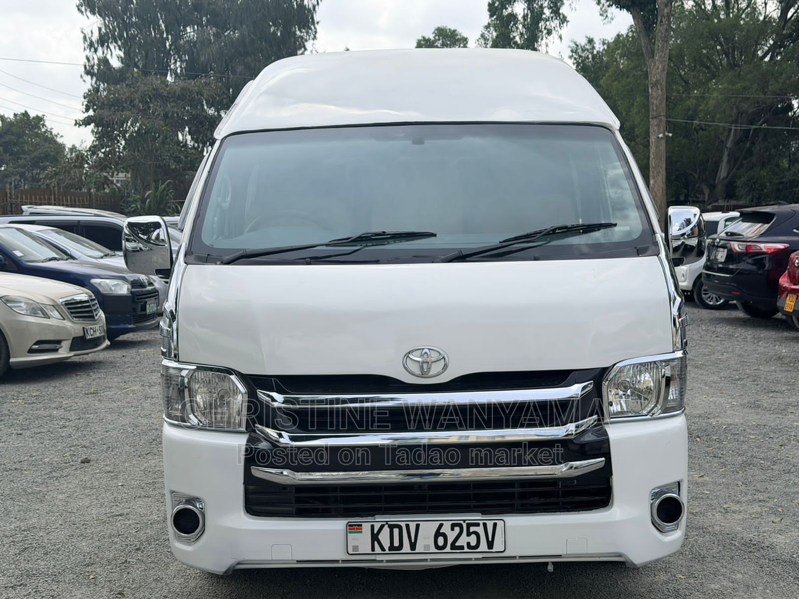 TOYOTA HIACE 9L 2