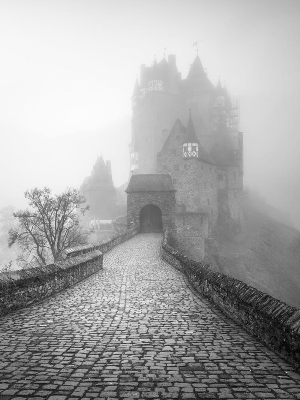 Castle Eltz  for Other e-reader wallpaper or screensaver featuring castle and germany and more