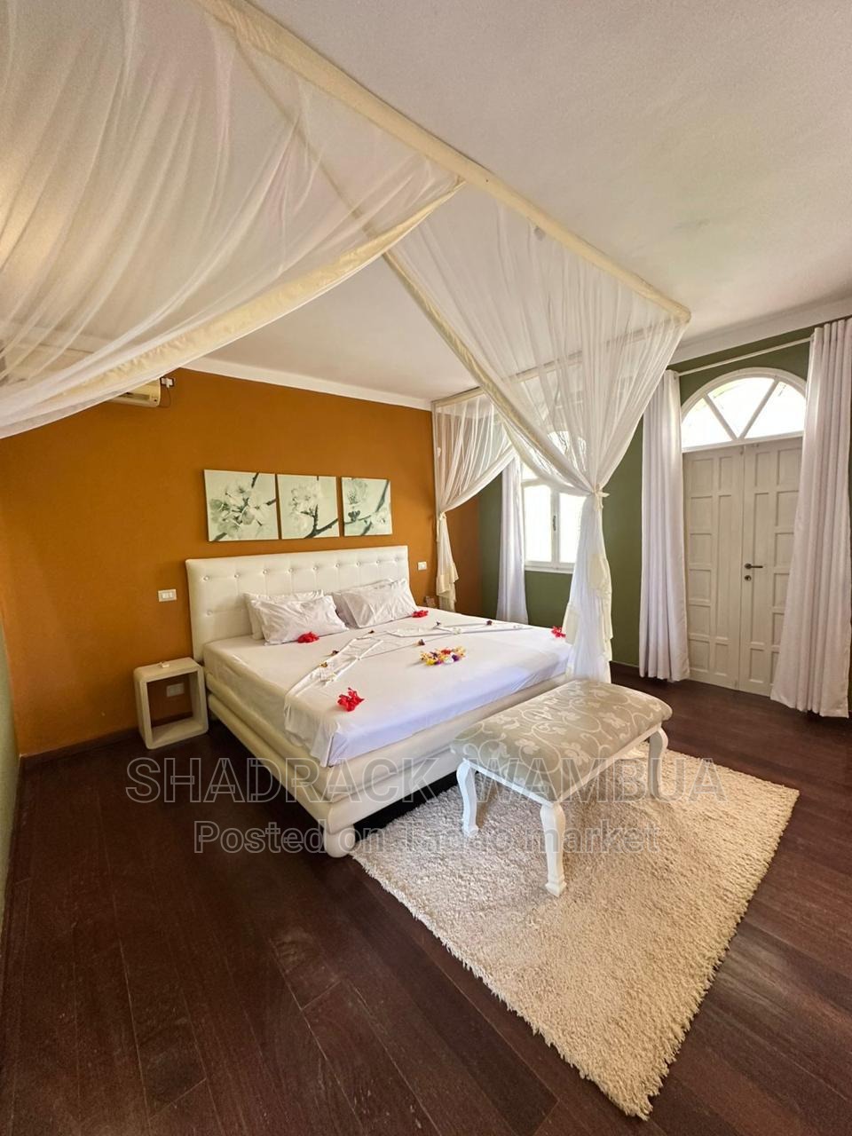 Luxurious 3-bedroom villa 2