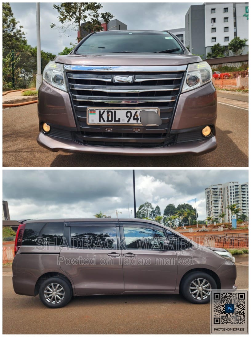 TOYOTA NOAH 3