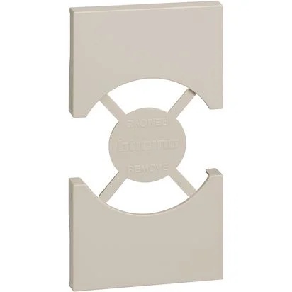 Placa priza plata standard german/italian 2M Nisip Living Now KM03