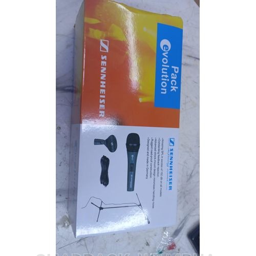 Dynamic Microphone 2