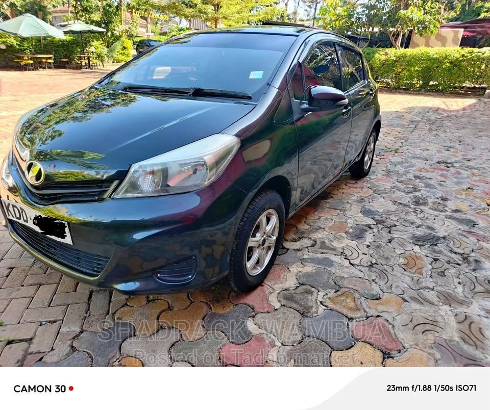Toyota Vitz 3
