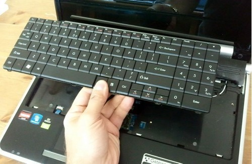 Where to Find Laptop Keyboard Replacement Services in Dwarka