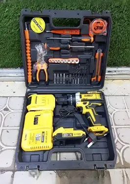 DeWalt Hammer Cordless Drill 2