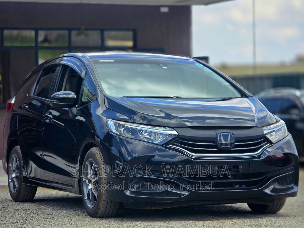 Honda fit shuttle non hybrid 4