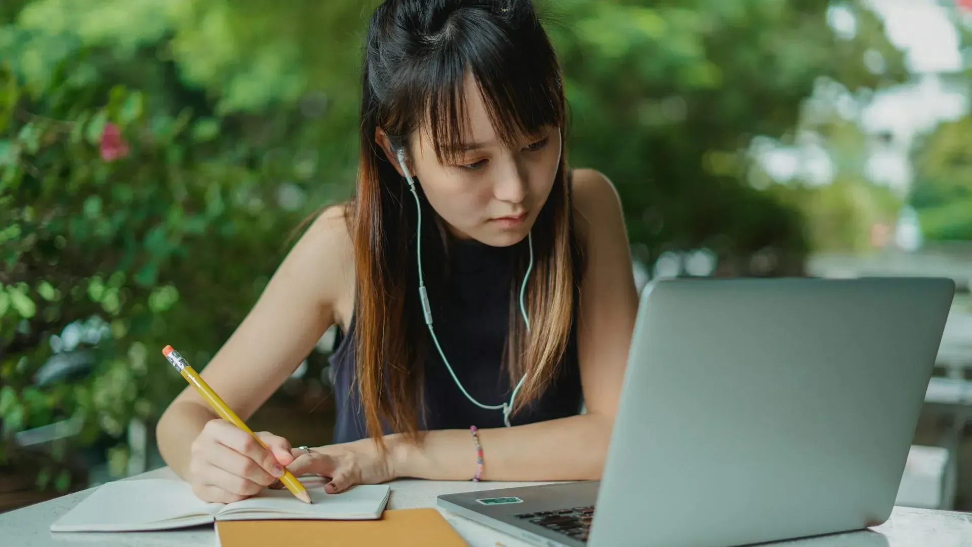 How to Write AI Prompts That Actually Work: A Simple 4-Part Formula ...