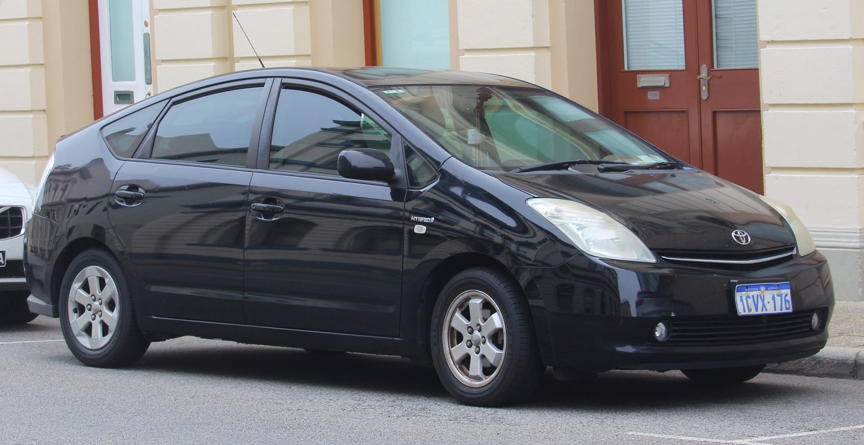 Toyota  Prius