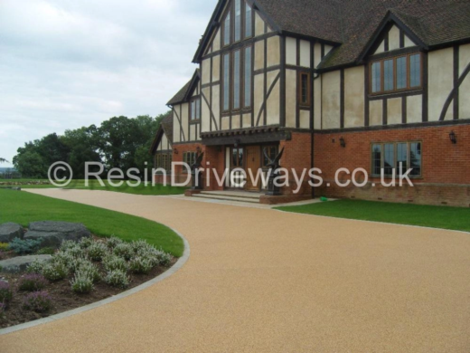 Why a Resin Bound Driveway is the Perfect Choice for Your Home