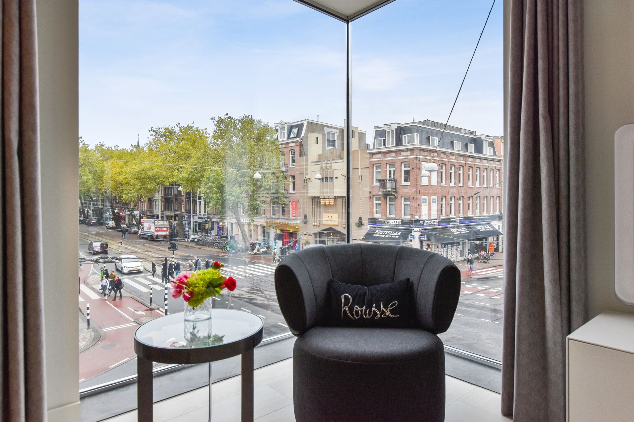 Apartment Ferdinand Bolstraat 136B - Thumbnail 3