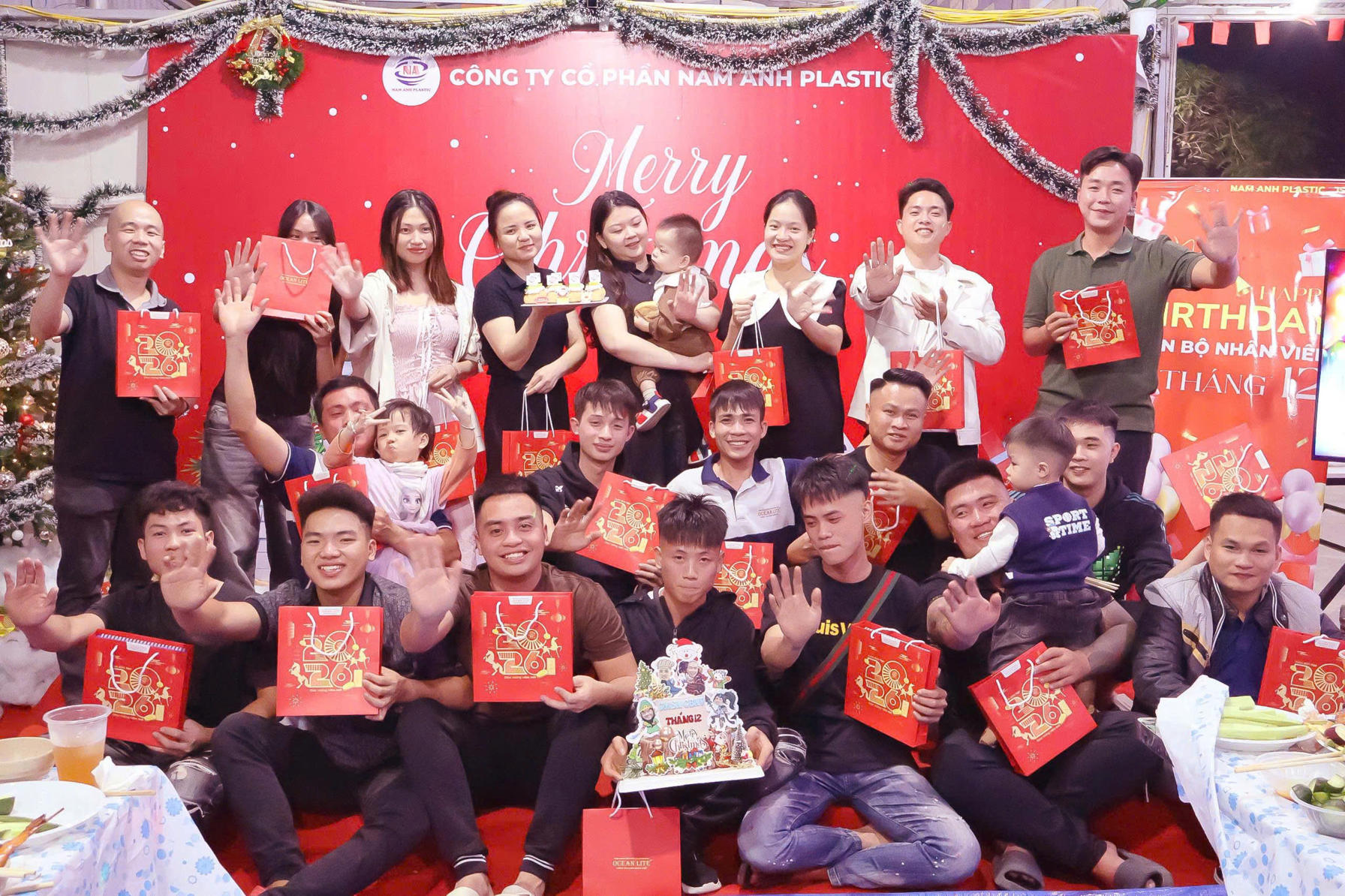 MERRY CHRISTMAS 2025 – CHÚC MỪNG GIÁNG SINH AN LÀNH