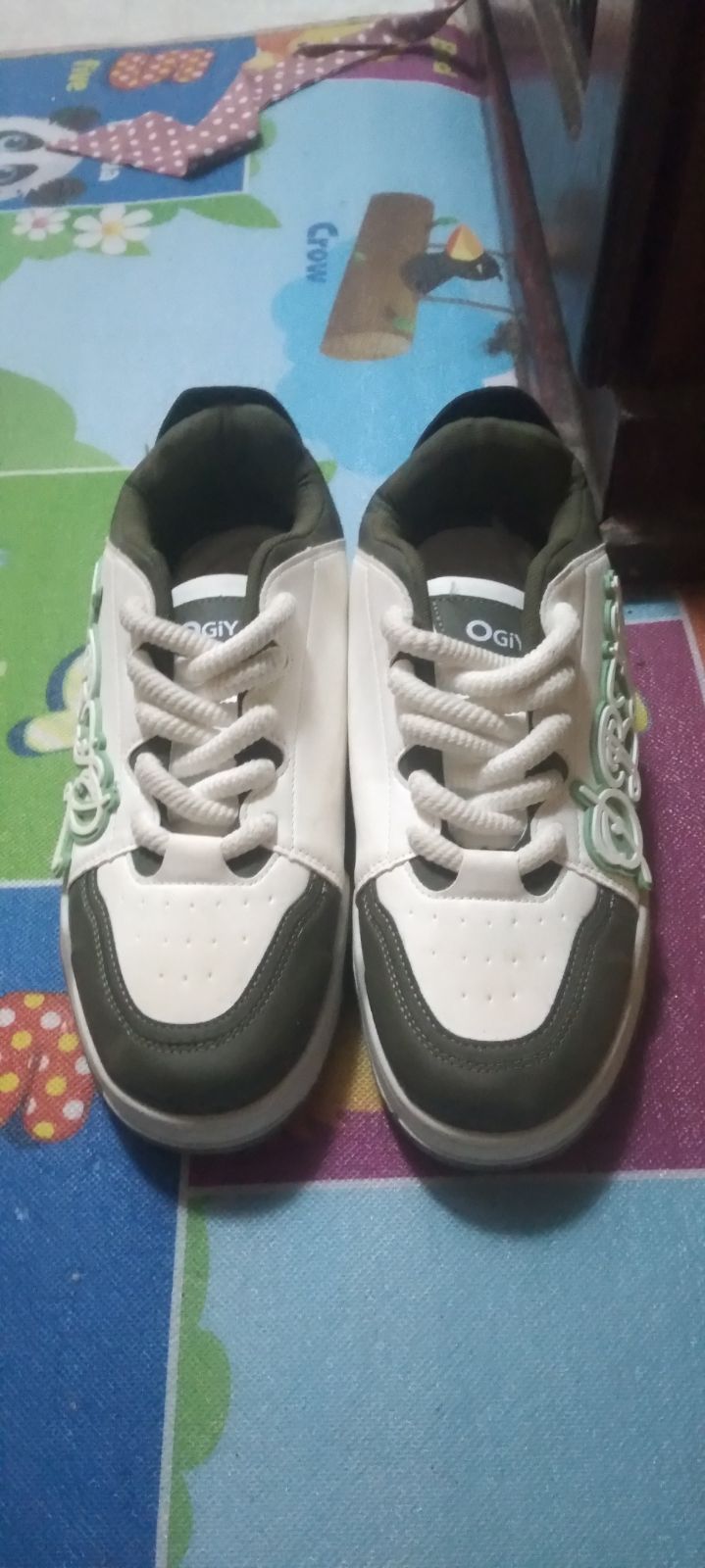 ስኒከር ጫማ