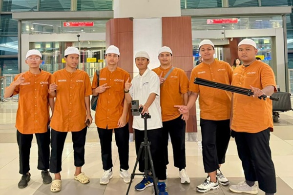 Lead Multimedia for Diva Kencana Madinah Umroh Departure