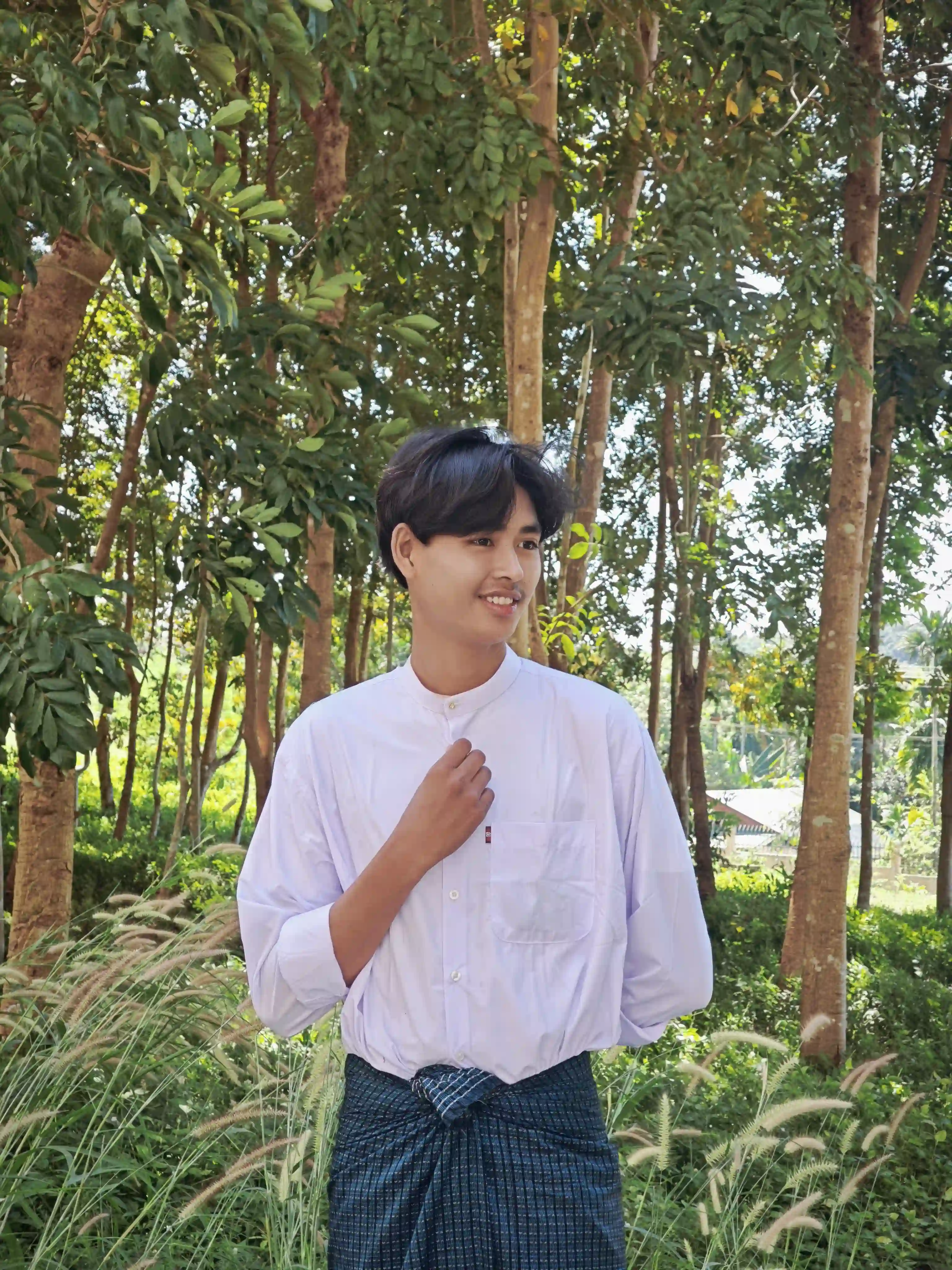 Full-body Image 2 of Chit Min Aung